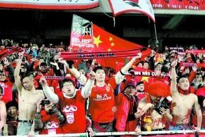 特辑里，王俊凯熟练地修着小货车的轮胎，钻到车下修理底盘，在车上电焊，让李玉导演感叹“我好像真的找了一个修车工”，也让监制方励感言“我是汽修工出身，看到小凯在修车铺里感觉很亲切，他学得很快”
